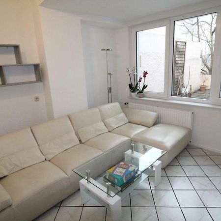Rheinblick 3-Zimmer Apartment Mainz Exteriör bild